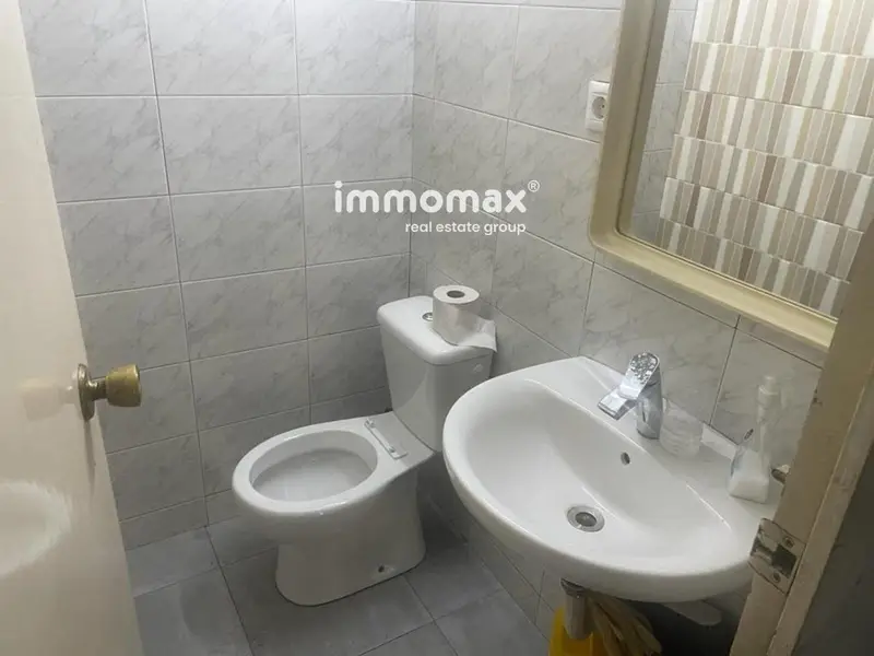 Local Comercial en Alquiler La Bordeta Barcelona