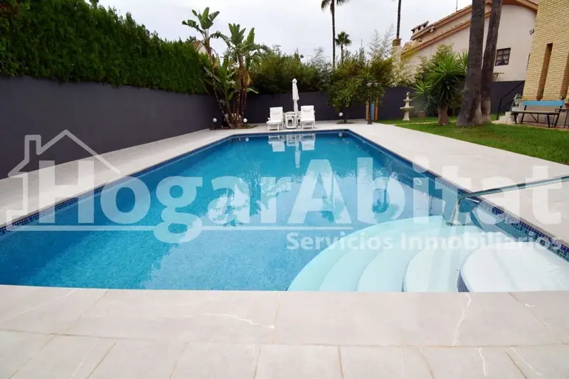Chalet en Venta Sagunto Junto a la Playa Piscina Jardin