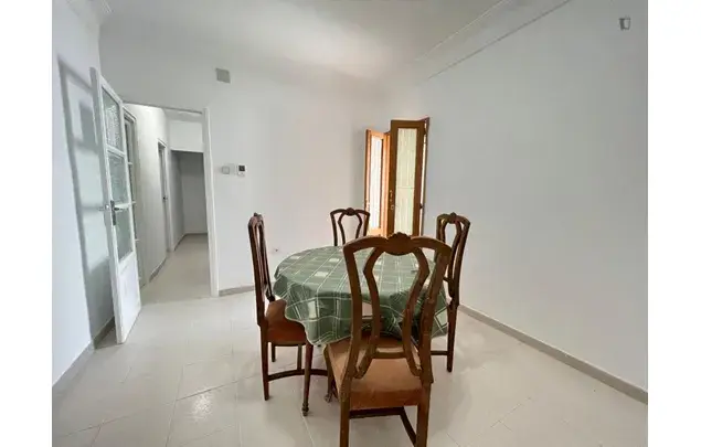 Alquiler Apartamento 5 Dormitorios Madrid