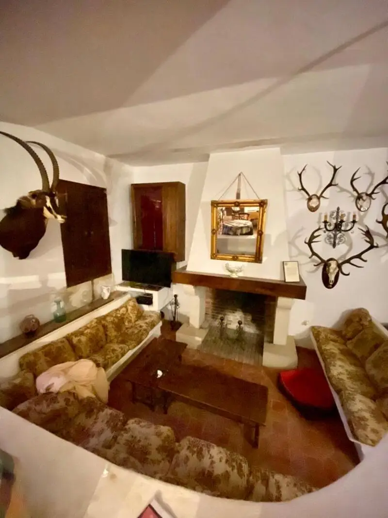 Casa de Campo con 5 Dormitorios en Yecla Murcia