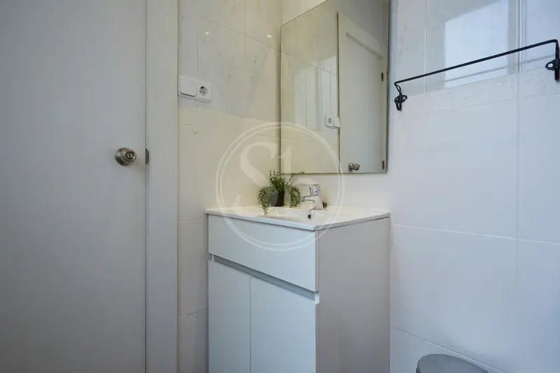 Apartamento Moderno Poblesec 6 Personas 4 Habitaciones Centro Barcelona