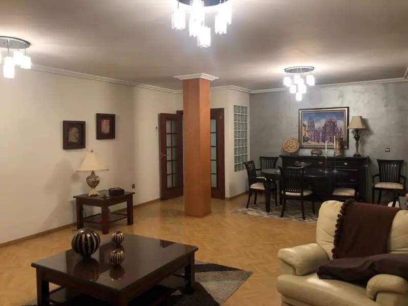 Venta Piso 220m2 5 Dorm 4 Baños Abarán