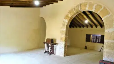 Casa de Pueblo Reformada en Binissalem 395m2