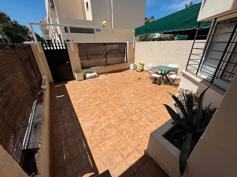 Chalet en Venta Jerez de la Frontera  4 Dorm 2 Baños