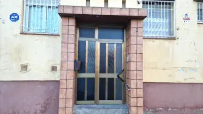 Piso en venta en Plaça de les Termes