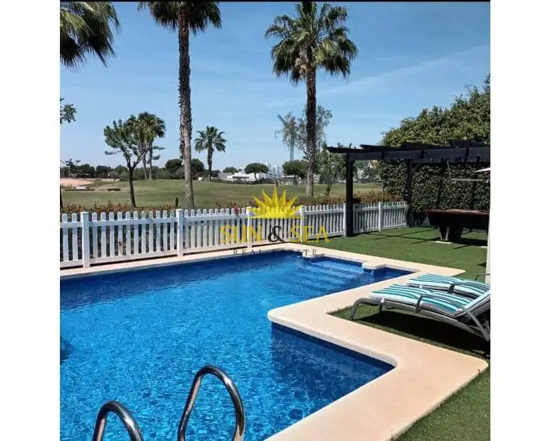 Chalet en alquiler en Roda, San Javier, Murcia