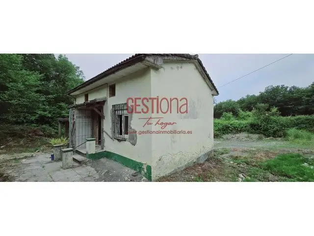 Casa en Beranga con Parcela y Arroyo Ideal Vivienda o Negocio