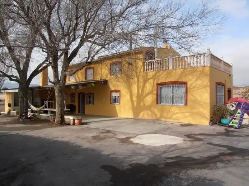 Venta Chalet 7 habitaciones Castalla Ref 3428