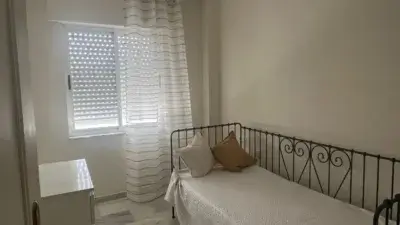 Piso en Alquiler en Avenida Jerez