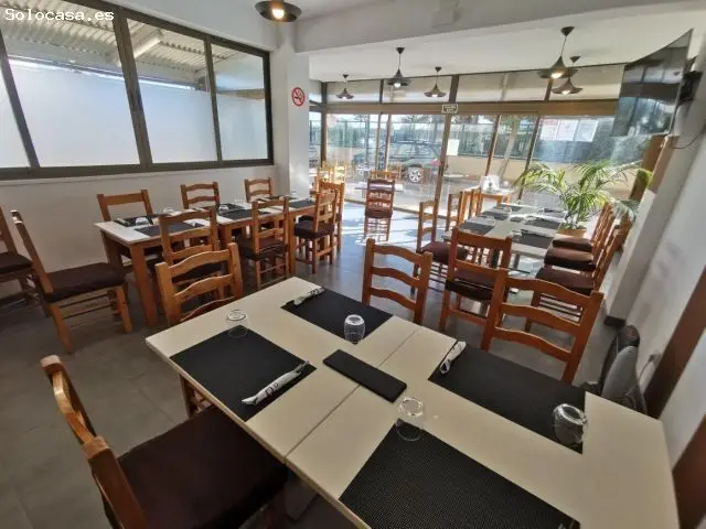 Restaurante en Venta Cala Millor Cerca de la Playa