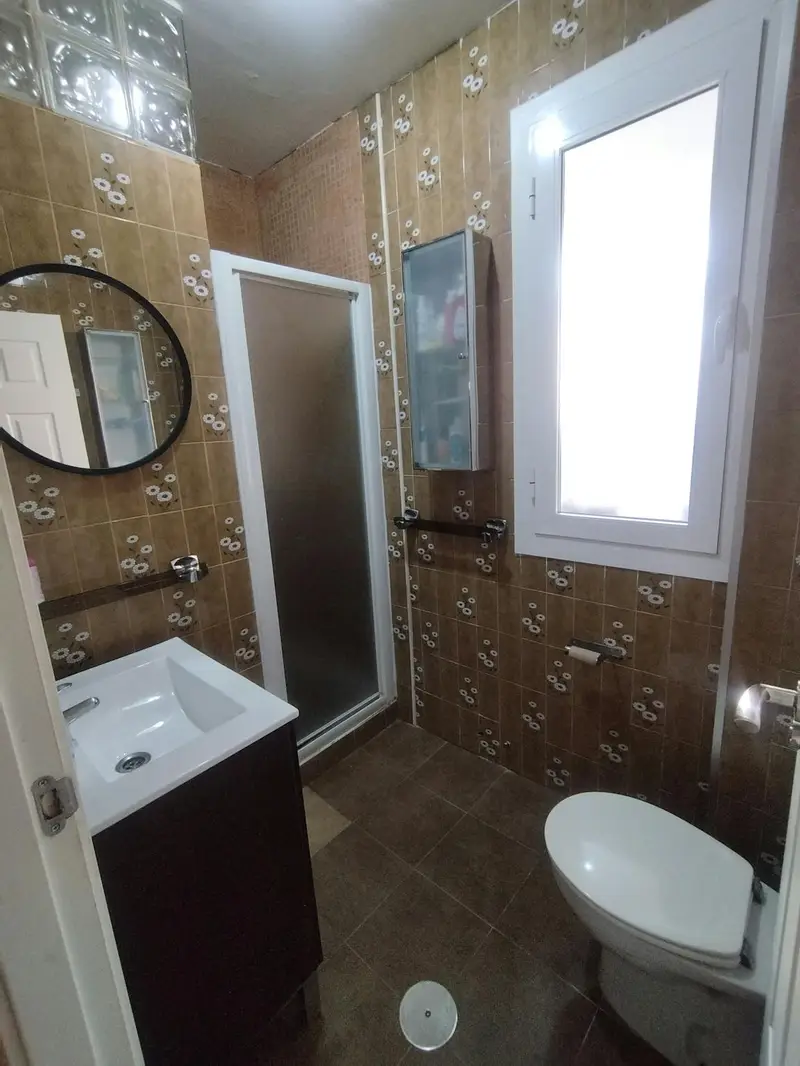 Habitacion Alquiler Murcia Wifi Escritorio Armario Cocina Baño Compartido
