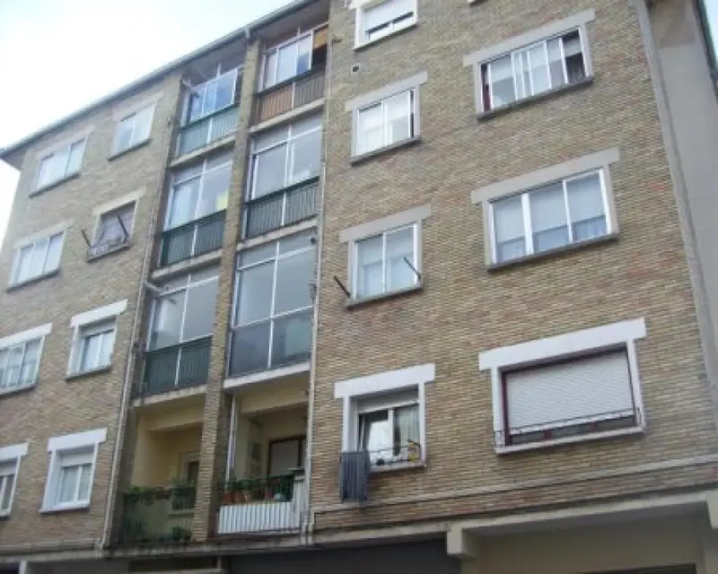 Piso 89m2 3 habitaciones Pamplona Santa Engracia