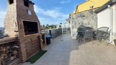 Casa en venta en Abrera