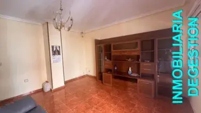Chalet en Alquiler Linarejos 4 Dormitorios