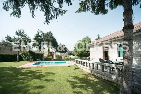 Chalet en venta en Ortigosa del Monte Segovia con vistas impresionantes