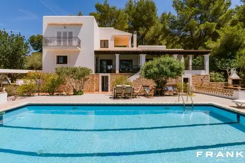 Casa-Villa de 4 Dormitorios en venta Ibiza, España