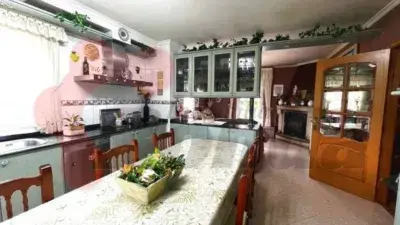 Chalet en venta en Castro de Rei 5 dormitorios 3 banos