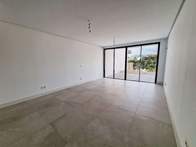 Piso de 2 Dormitorios en venta Cabopino, España
