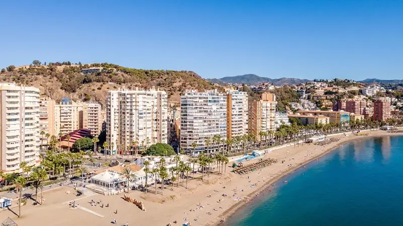 Apartamento con Vistas al Mar en Malagueta Malaga