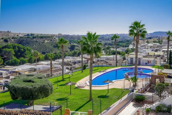 Apartamento 3 Dormitorios en La Marina Costa Blanca