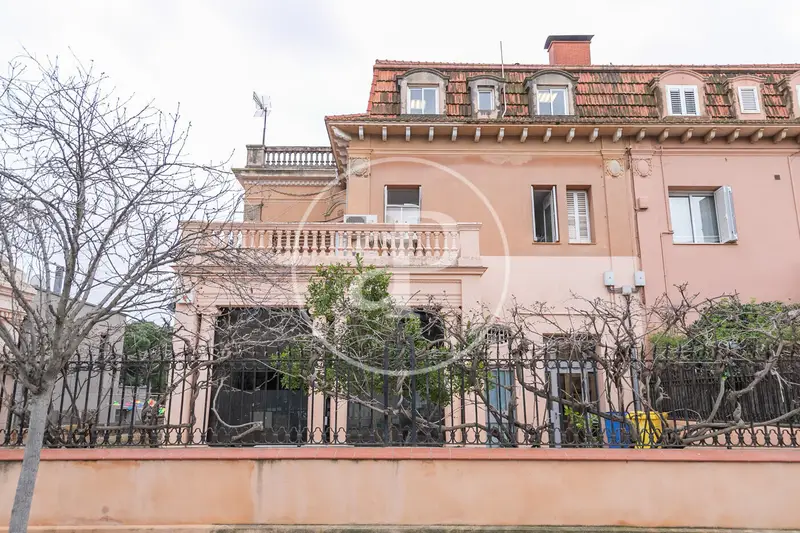 Casa en Tres Torres 484m² Jardin 400m²  Inversion Docente