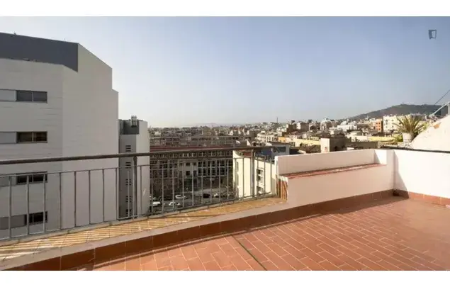 Apartamento 6 Dormitorios Barcelona Sants