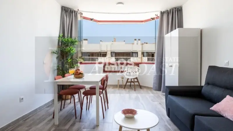 Estudio en Primera Linea de Playa Fuengirola Reformado