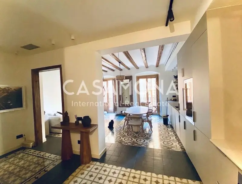 Apartamento Gótico 2 Dormitorios Balcón Ideal Profesionales