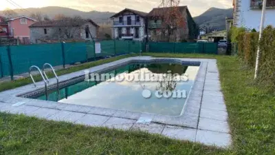 Dúplex en Venta en Urbanizacion Privada con Piscina
