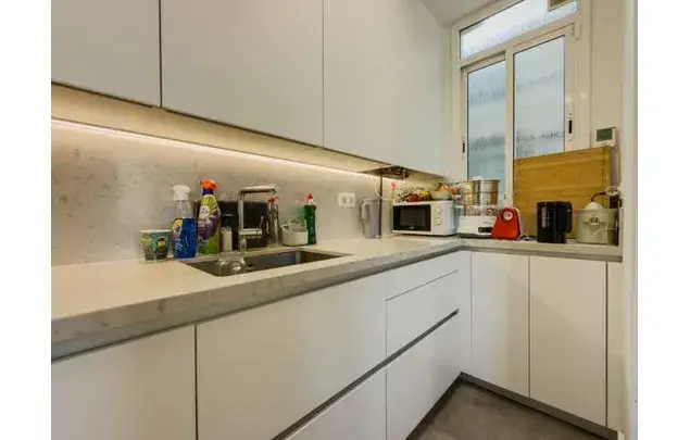 Habitaci
ón en Vila de Gràcia  Barcelona Piso Compartido