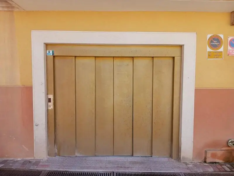 Plaza de Garaje con Trastero en La Mata