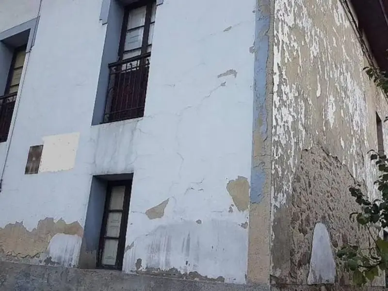 Chalet en Vega del Ciego para reformar con huerta