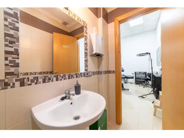 Local Comercial 80m² La Gangosa listo para entrar