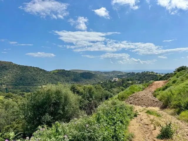Terreno en Venta Montemayor Benahavis