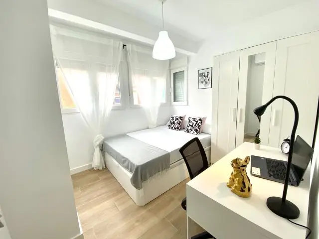 Habitacion Alquiler Mostoles Cerca Metro Pradillo URJC
