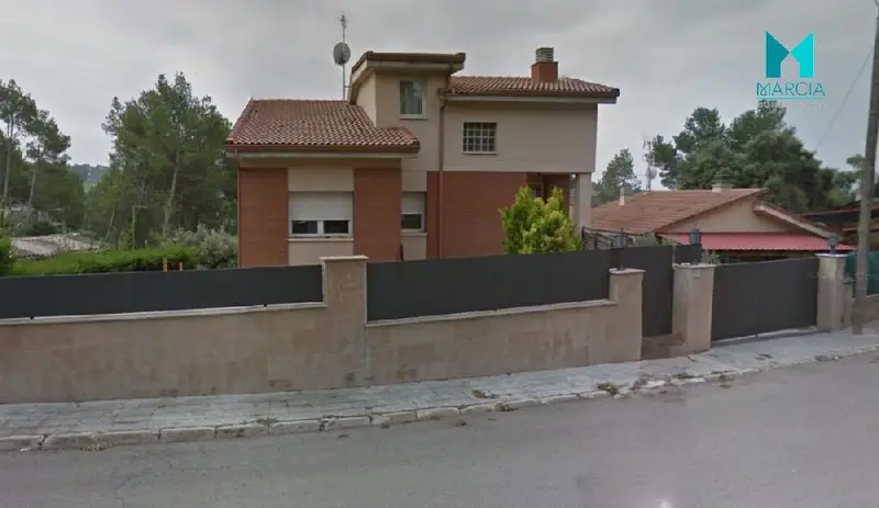 Venta Chalet con Garaje en Castellnou de Bages