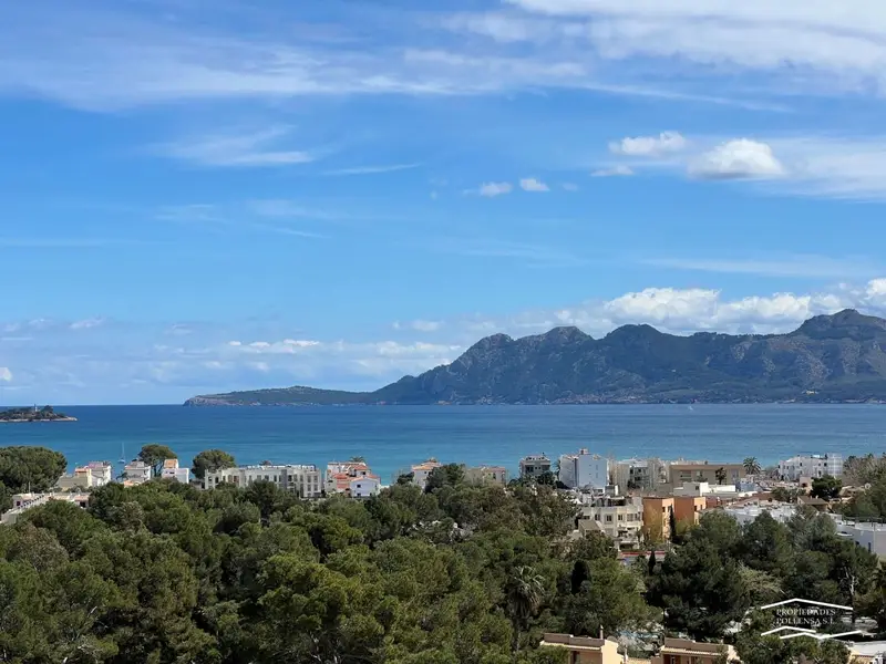 Ático de Lujo en Puerto Pollensa con Vistas Panorámicas