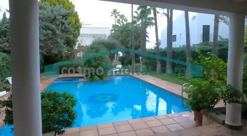 Espectacular Villa en Cala Blanca Jávea con Piscina y Terraza