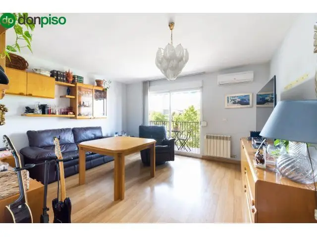 Nuda Propiedad Granada PTS: Piso 3 Dorm 2 Baños Terraza Inversión