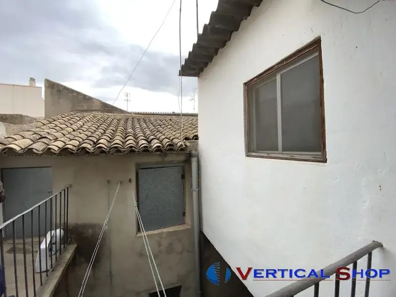 Casa Amueblada en Venta Caudete 8 Dormitorios 1 Baño