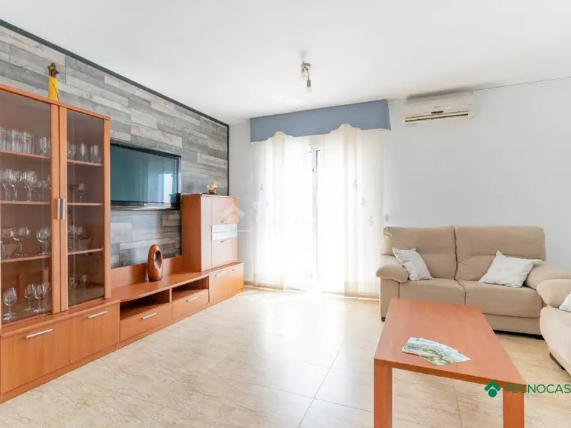 Piso en Venta en Vícar Gangosa: Ideal Familias e Inversion