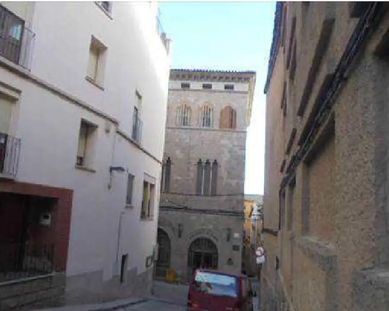 Local en venta en Cardona 20975m2