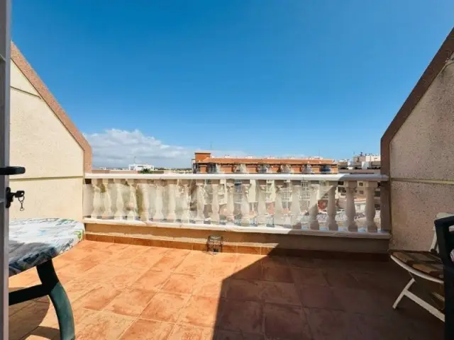 Piso de 2 Dormitorios en venta Torre La Mata, España