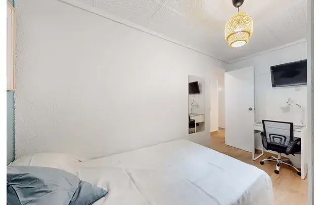Habitacion amueblada 110m2 Elche
