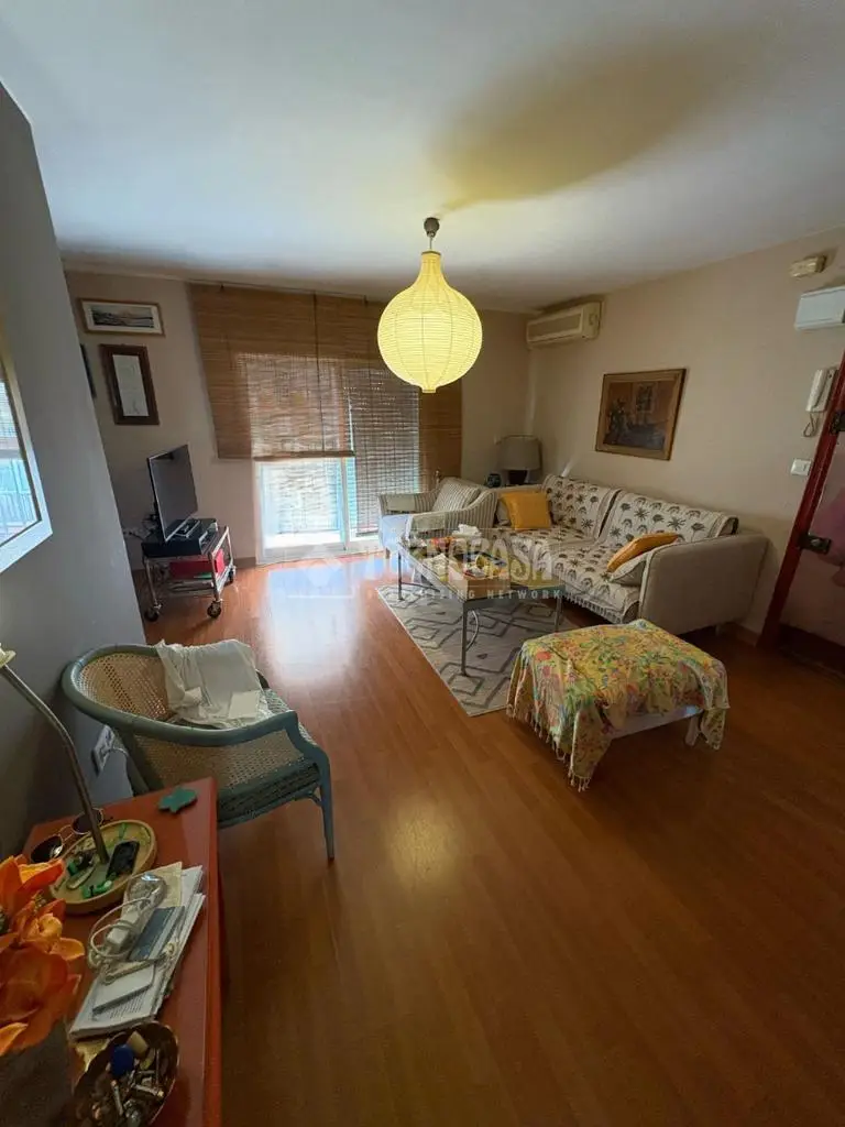 Piso Señorial en Sevilla 2 Dormitorios 66m²