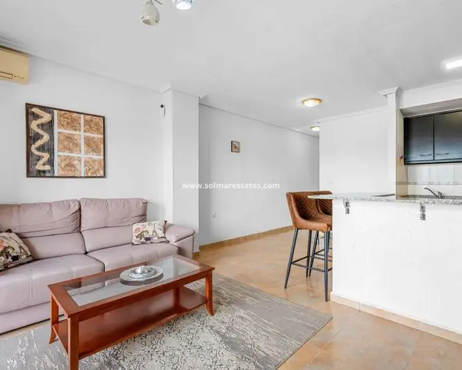 Apartamento 2 Dormitorios Almoradi Solarium Piscina