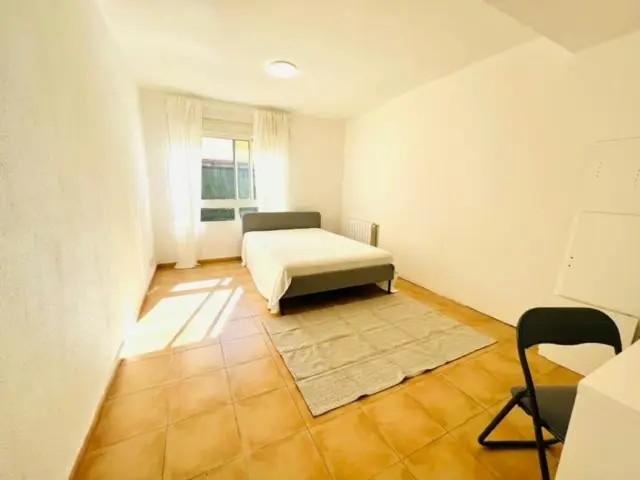 Habitación en Chalet Alcalá de Henares Cerca Universidad