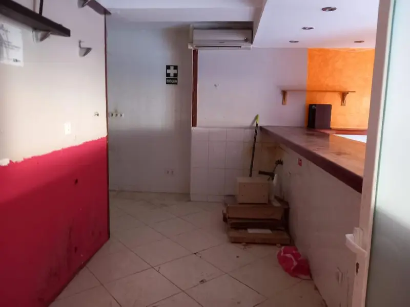 Venta Local Comercial Reus 202m2 Dos Plantas Ideal Hosteleria