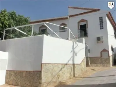 Casa Adosada 5 Dormitorios Tozar Cerca Granada