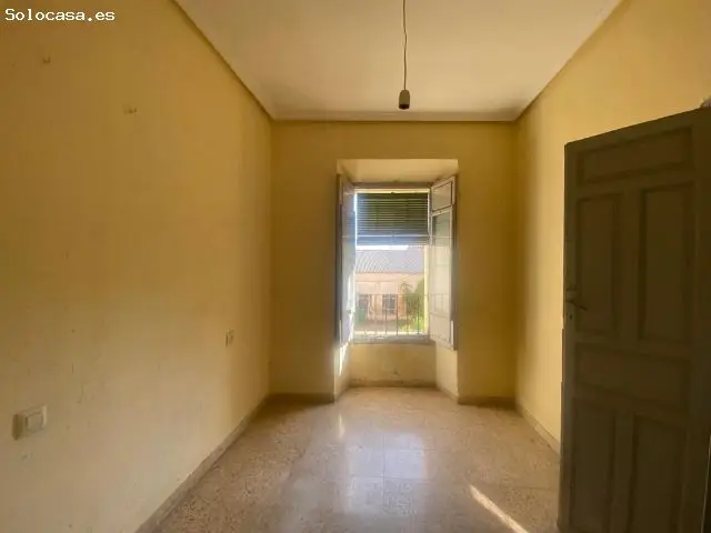 Piso para reformar en casco antiguo de Caceres 170m2